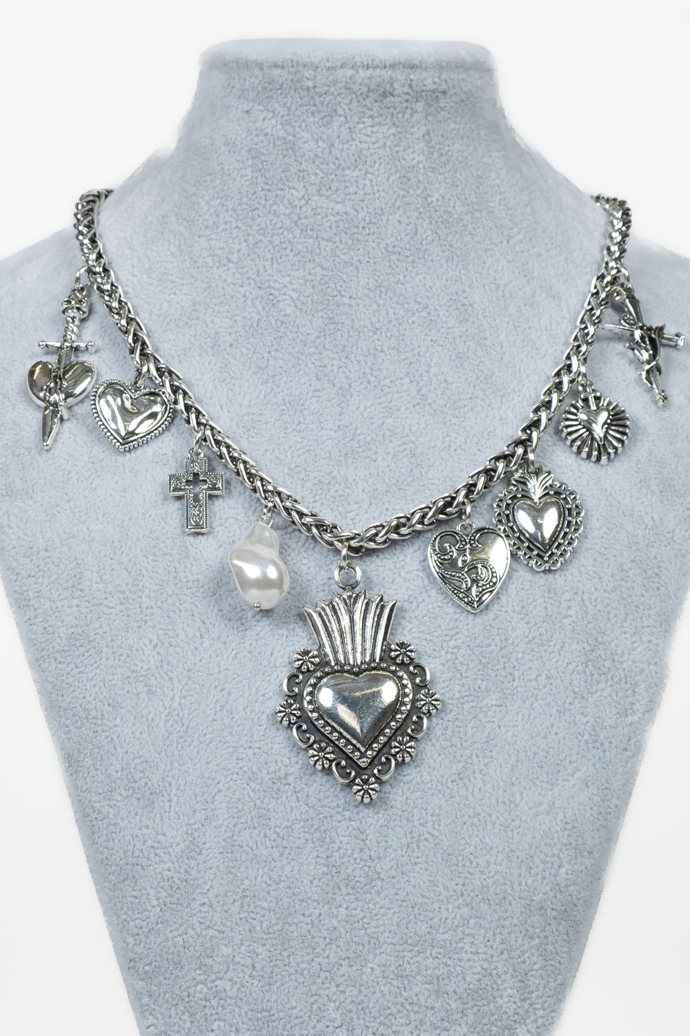 Upper - Collana cuore sacro