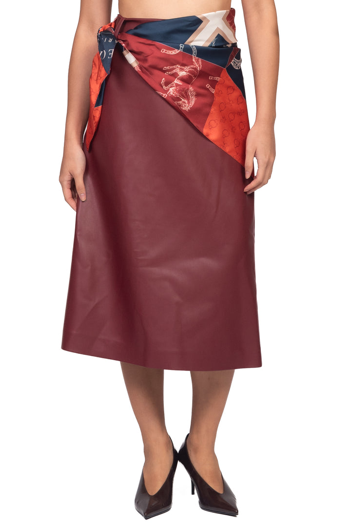 Tensione In - Gonna ecopelle con foulard Art. W26G405