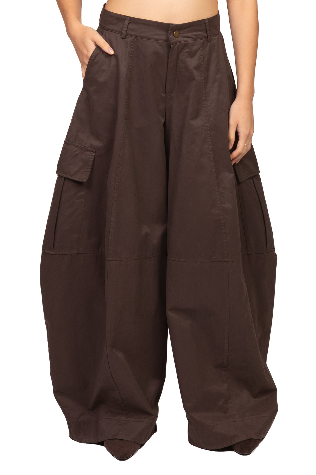 Tensione In - Pantalone barrel cargo Art. KN656