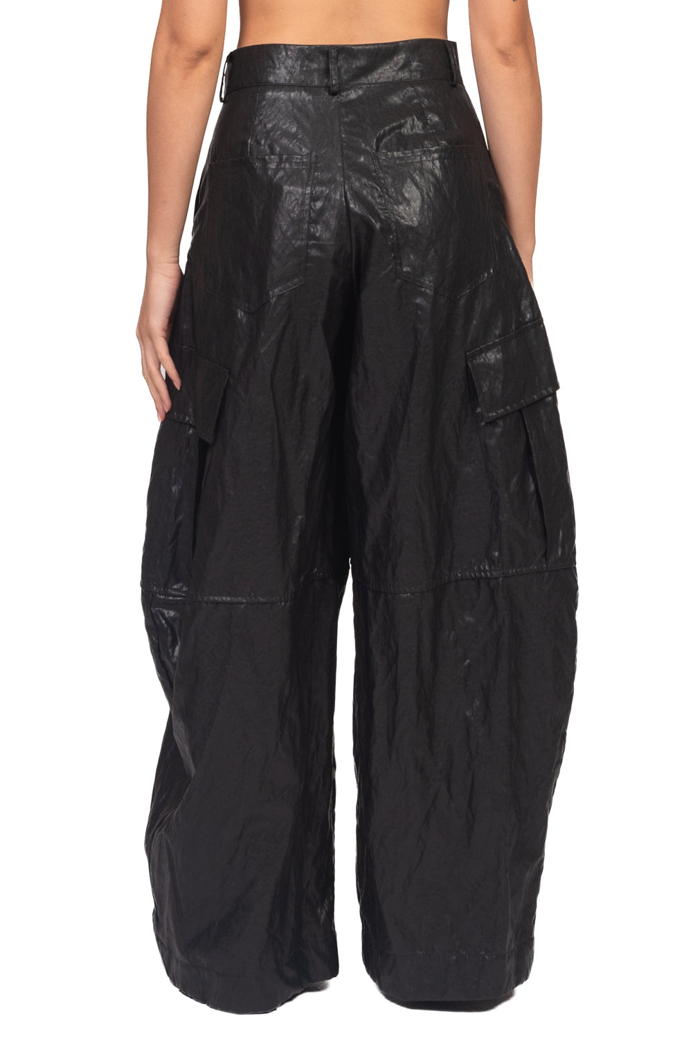 Tensione In - Pantalone barrel ecopelle stropicciata Art. GH656