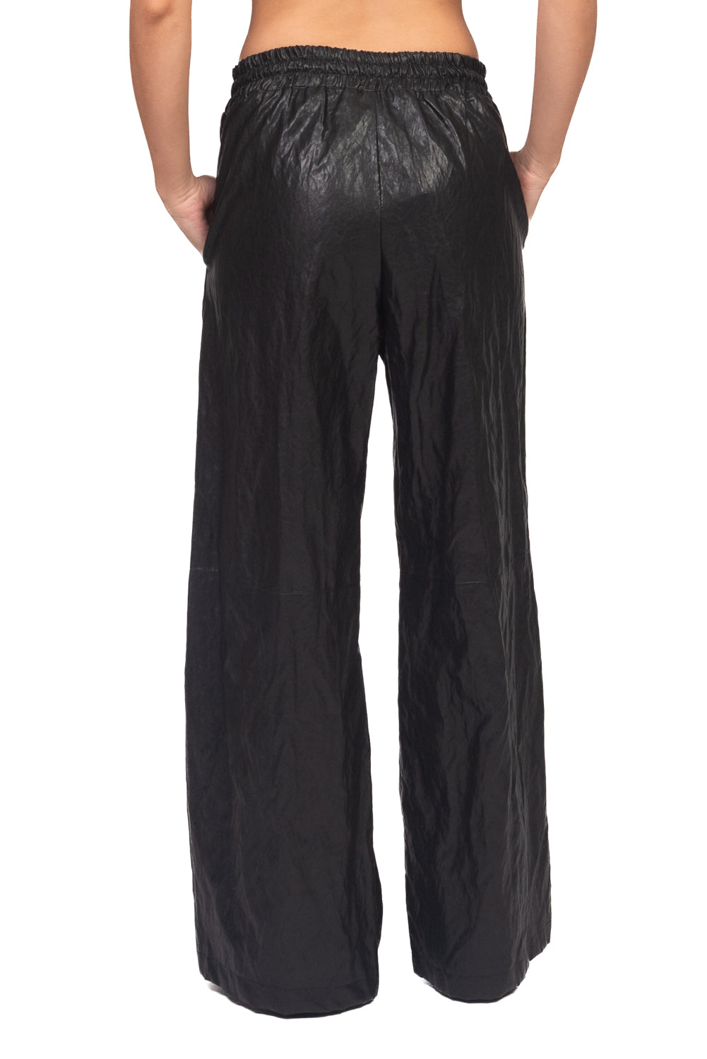 Tensione In - Pantalone palazzo in ecopelle con coulisse Art. GH651