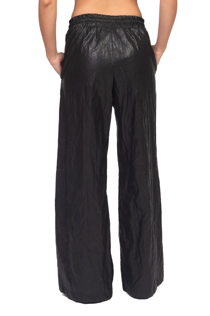 Tensione In - Pantalone palazzo in ecopelle con coulisse Art. GH651