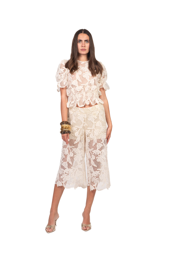Tensione In - Blusa ricamata manica palloncino Art. S26CF73
