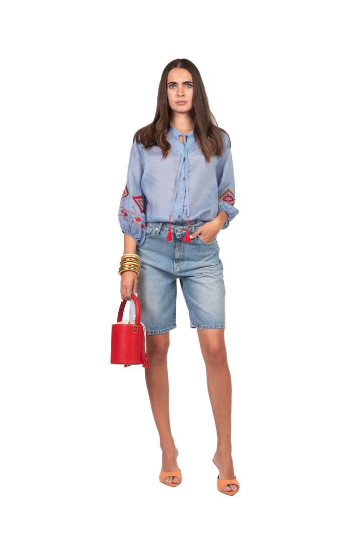 Tensione In - Camicia ricamata  con nappine Art. XQ1815