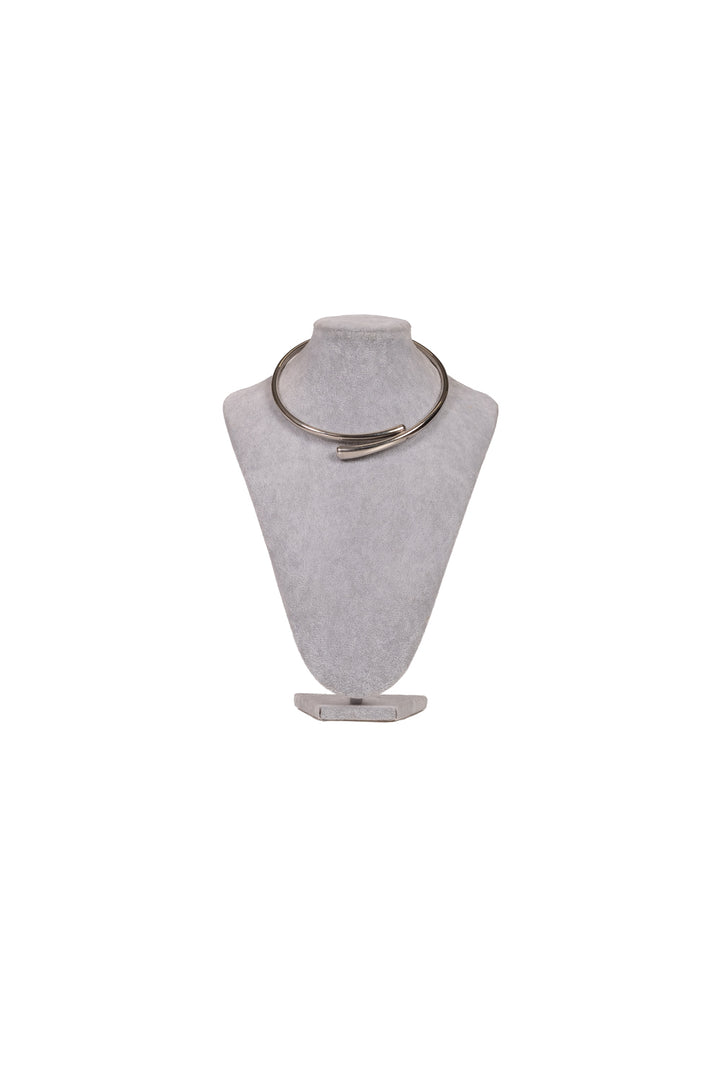 Upper - Collana rigida aperta