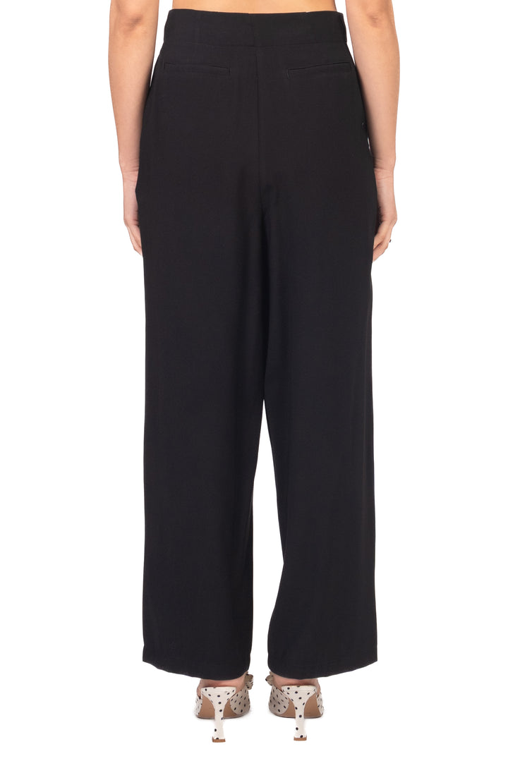 Tensione In - Pantalone semi-barrel con pinces Art. 26P4818