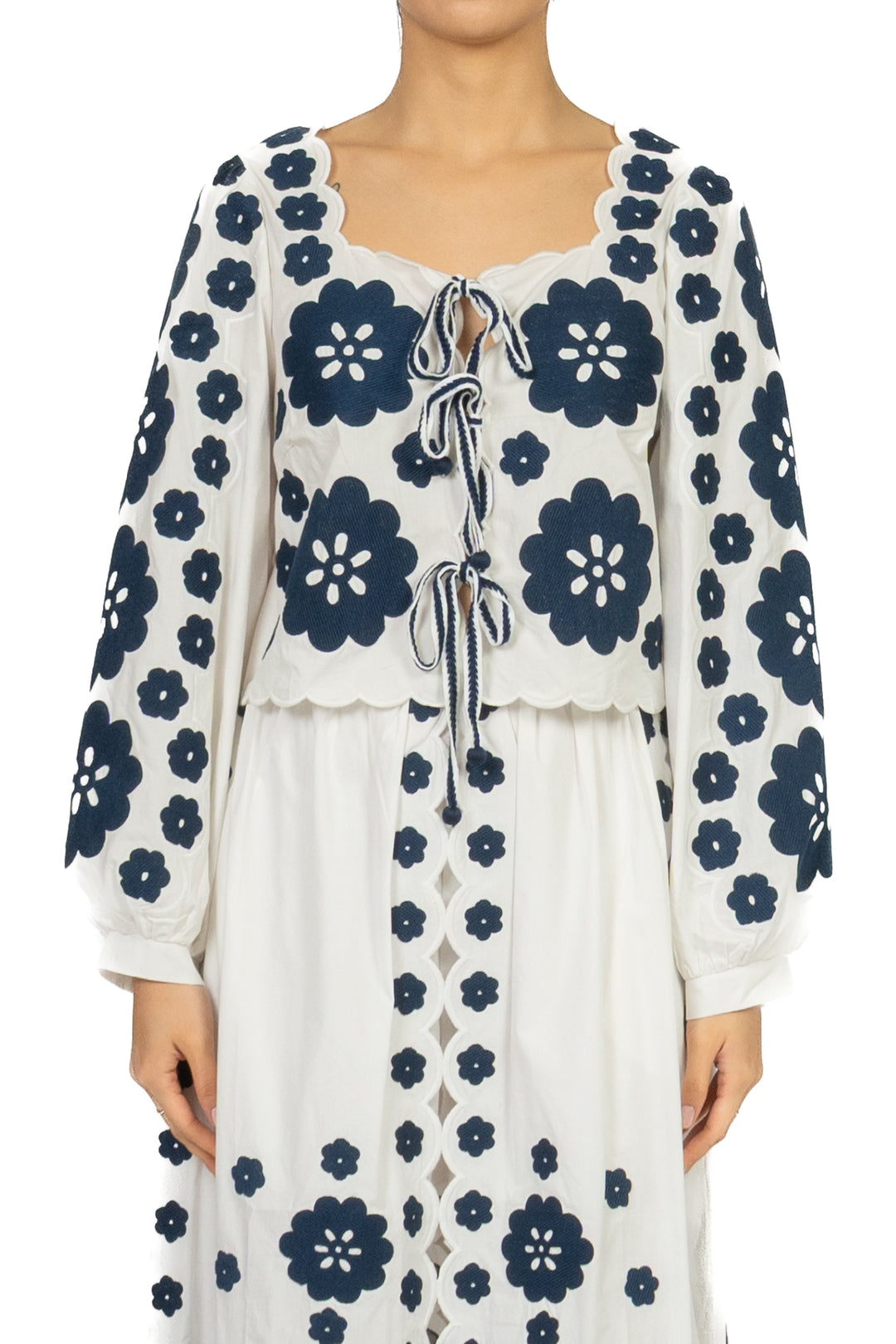 Tensione In - Top ricamato lacci Art. 38574