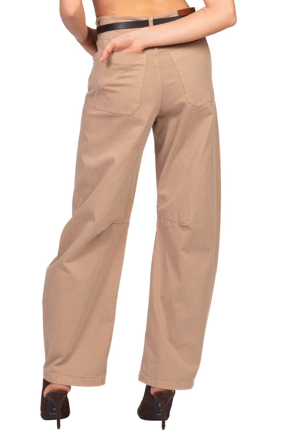 Tensione In - Pantalone barrel con cinta Art. W26P231