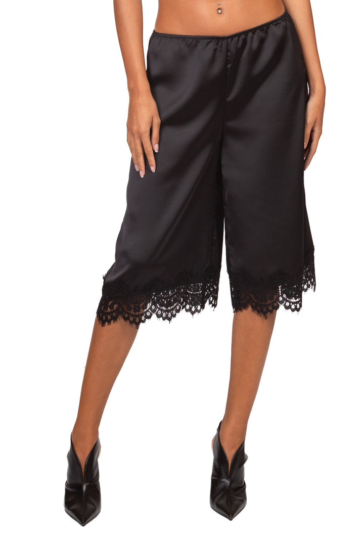 Tensione In - Bermuda satin intarsi  pizzo Art. 40313