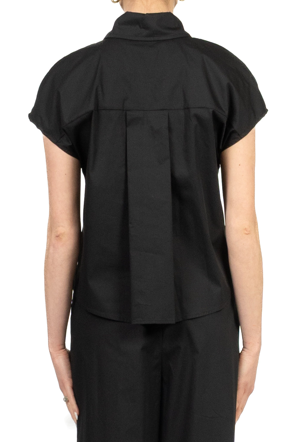 Tensione In - Camicia smanicata con taschino gioiello Art. 26C5101