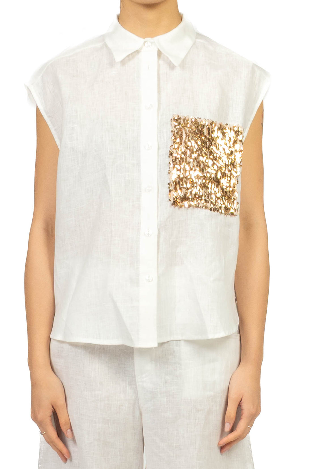 Tensione In - Camicia in lino smanicata con tasca palliates Art. S26CG45
