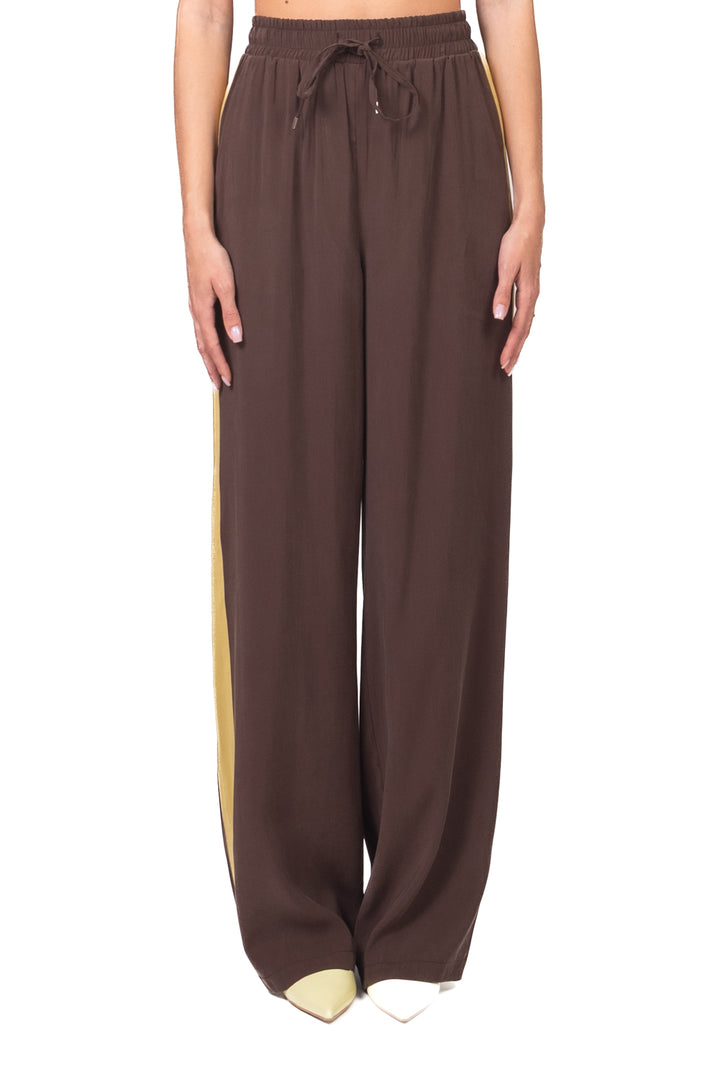 Tensione In - Pantalone cupro con banda laterale Art. 26P4584