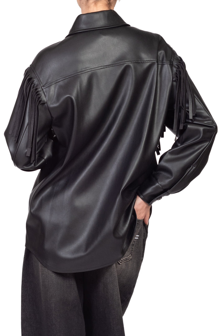 Vicolo - Camicia over in ecopelle con frange Art. TAC1292