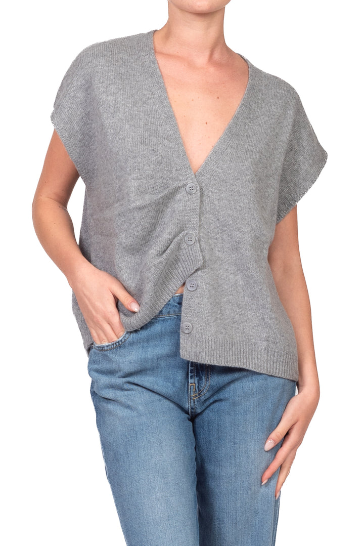 Tensione In - Gilet in maglia con bottoni Art. D82449AI26