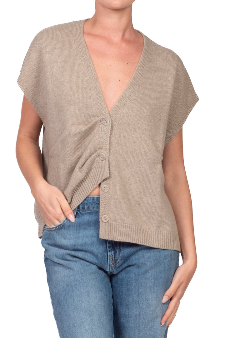 Tensione In - Gilet in maglia con bottoni Art. D82449AI26