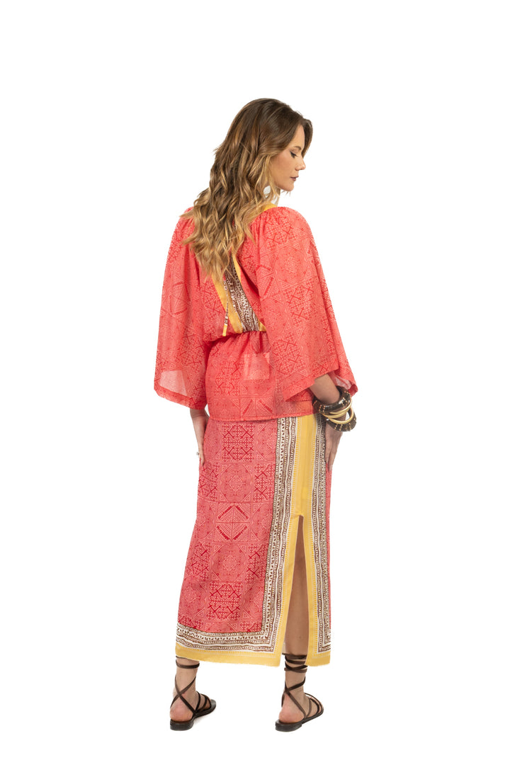 Tensione In - Blusa fantasia scollo v Art. PE260361