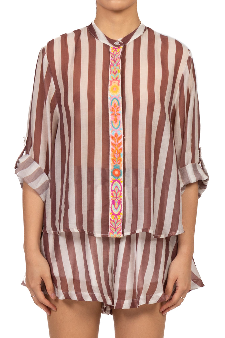 Tensione In - Camicia rigata ricamata Art. PE260335