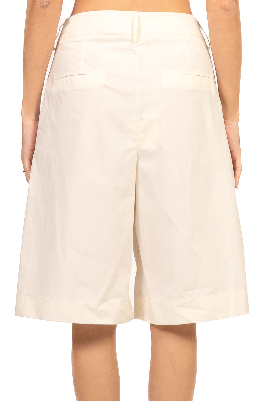 Tensione In - Bermuda con pinces Art. PE260254
