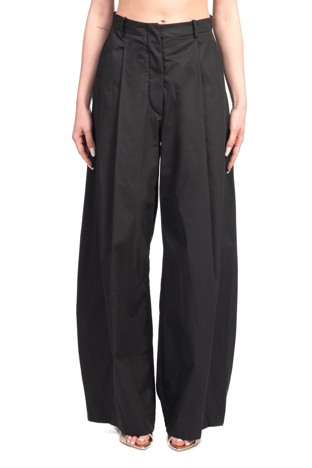 Tensione In - Pantalone barrel  ampio con pinces Art. S26PG46