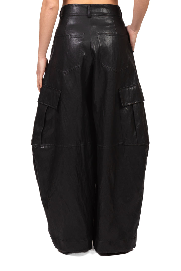 Tensione In - Pantalone cargo ecopelle Art. HU656