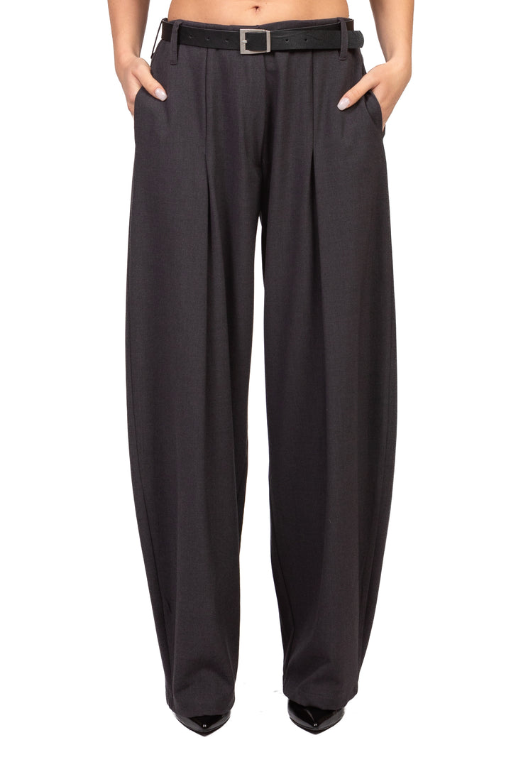 Tensione In - Pantalone barrel con pinces Art. FW260175
