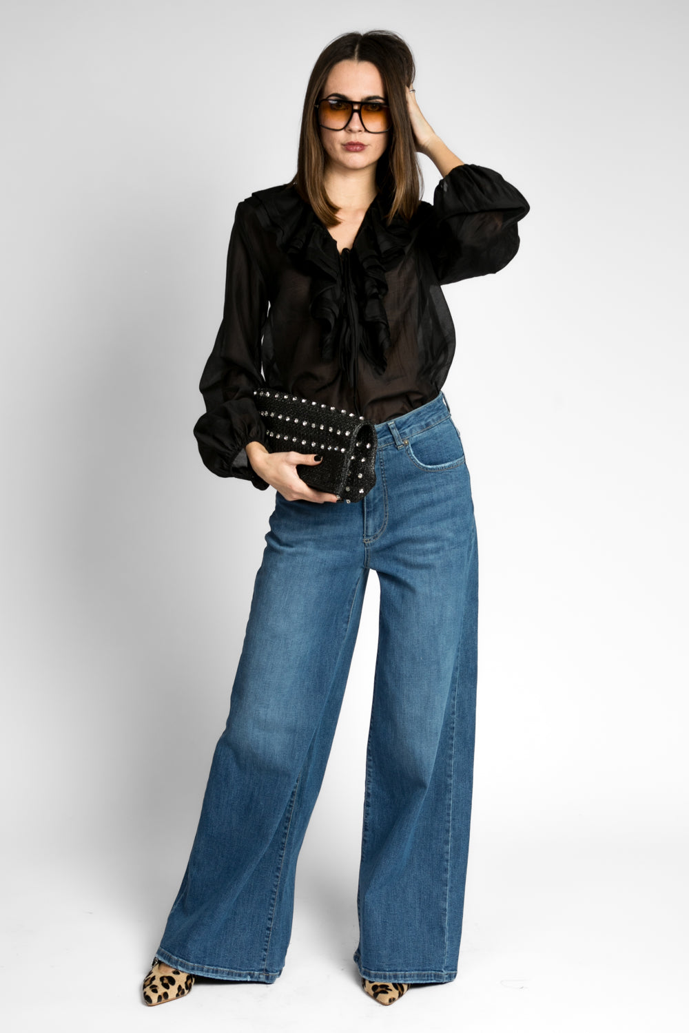 Vicolo - Blusa scollo a v con rouches e laccio Art. TD0211