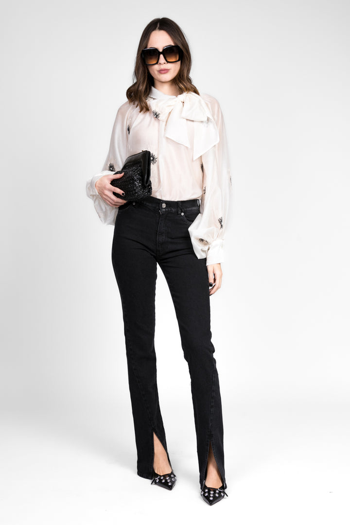 Vicolo - Blusa con fiocco e ricami Art. TD1115