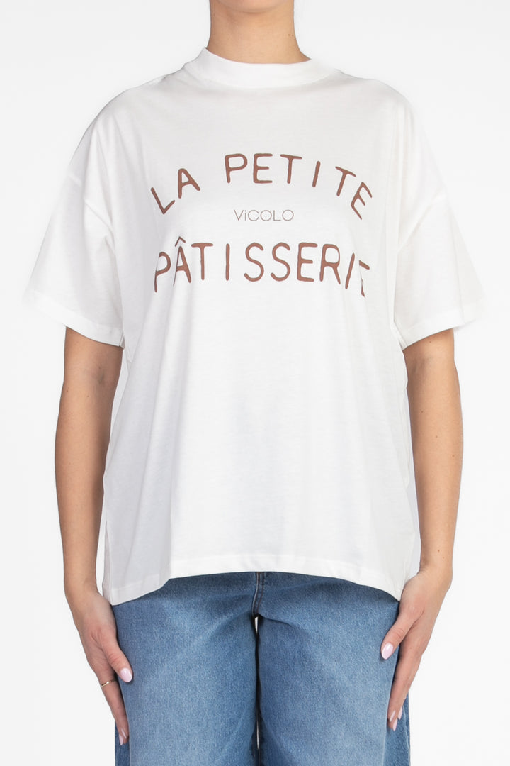 Vicolo - T-shirt stampa "La petite patisserie" Art. RD0137