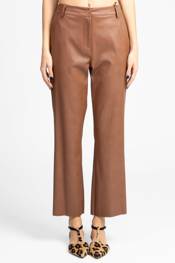 Tensione In - Pantalone ecopelle trombetta Art. 224208-PE25