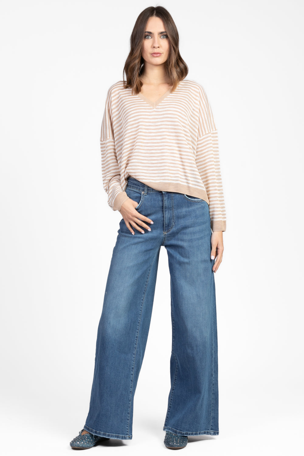 Tensione In - Maglia rigata scollo a V Art. XL24266-A