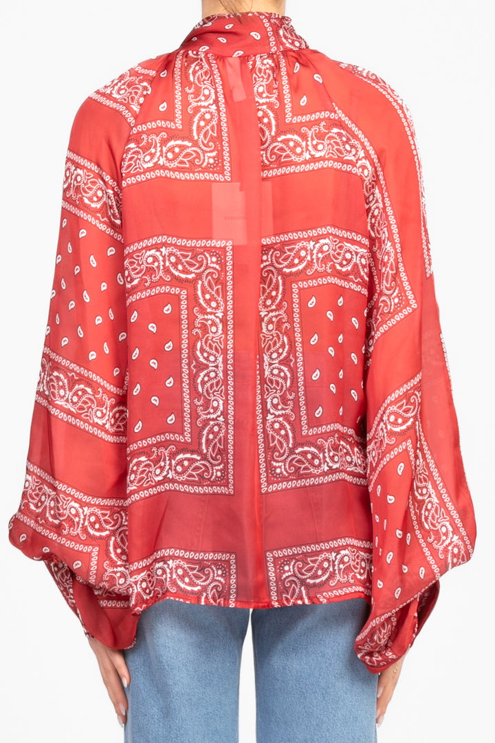 Tensione In - Blusa stampa bandana in satin con fiocco Art. 25C7265