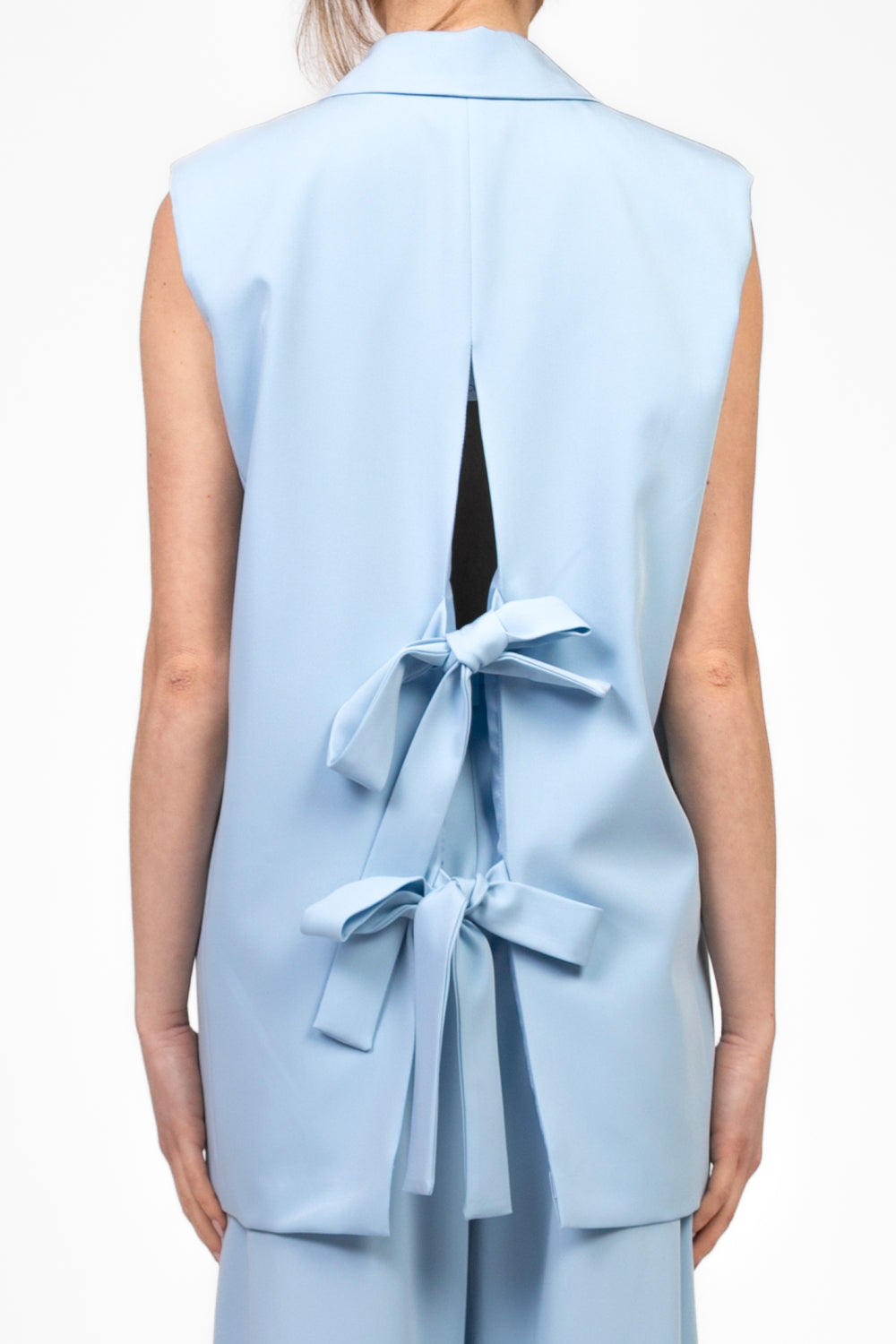 Vicolo - Gilet con fiocchi dietro Art. TD2072