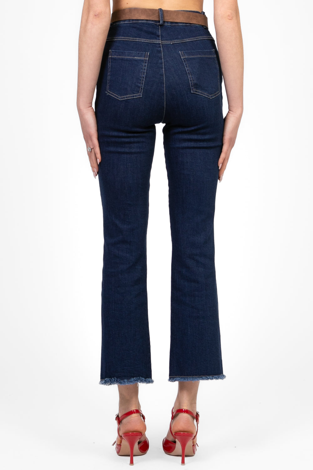 Tensione In - Jeans trombetta sfrangiato con cinta Art. PA5238