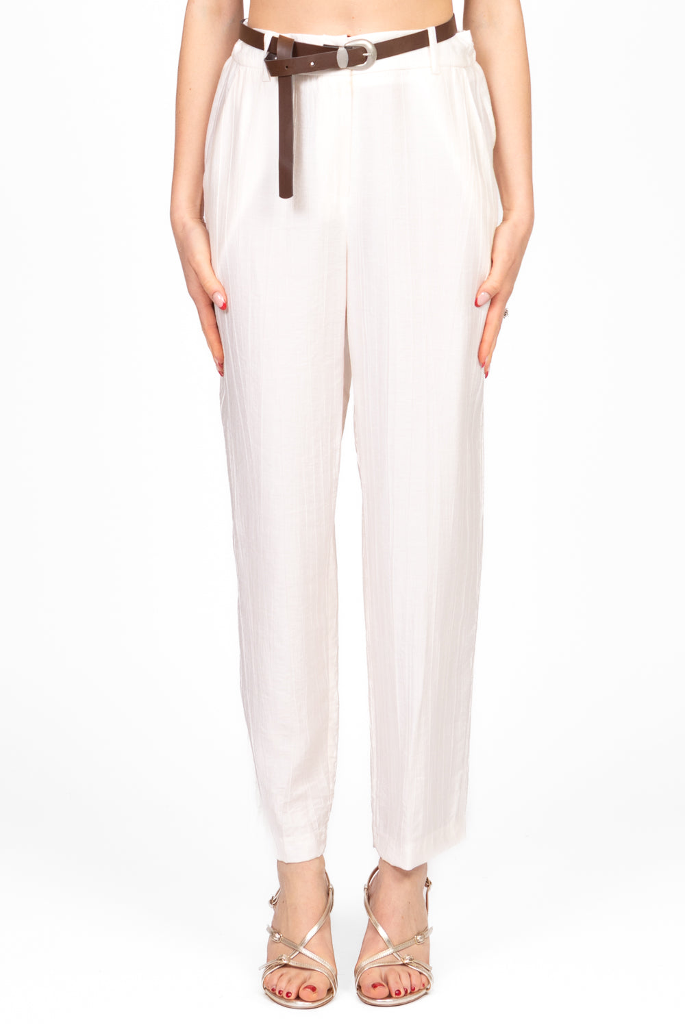 Tensione In - Pantalone goffrato carrot con cinta Art. 25P7626
