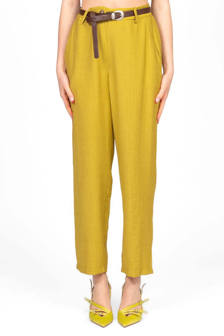Tensione In - Pantalone goffrato carrot con cinta Art. 25P7626