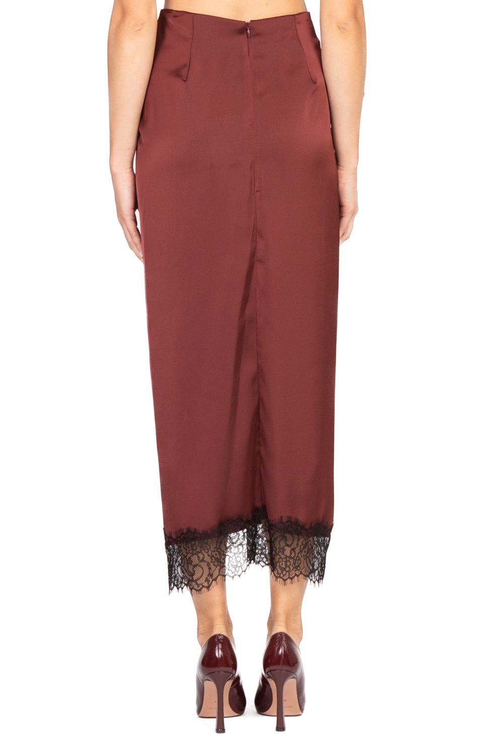 Tensione In - Gonna in raso orlo in pizzo Art. FW250028