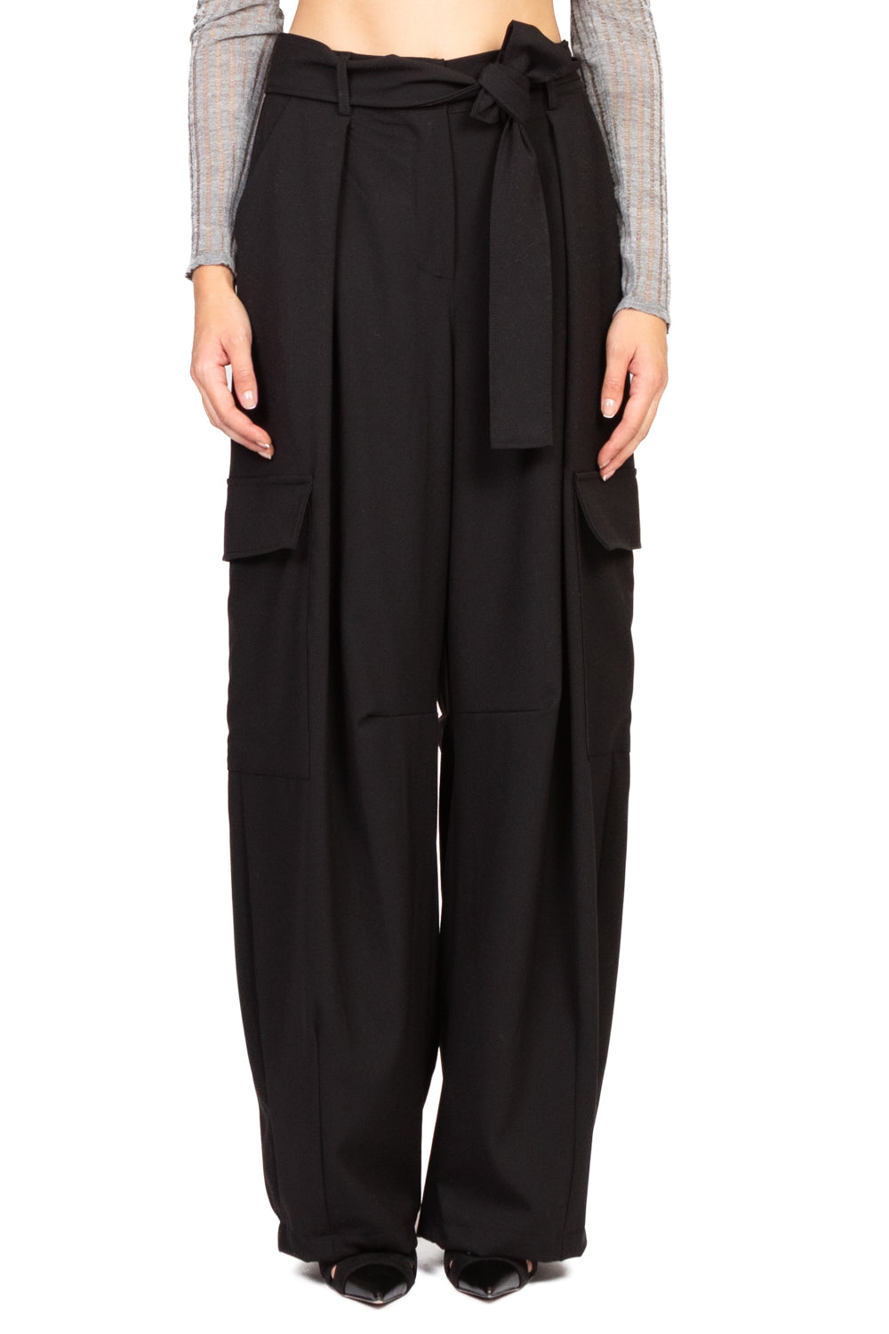 Tensione In - Pantalone barrel cargo Art. FW250036
