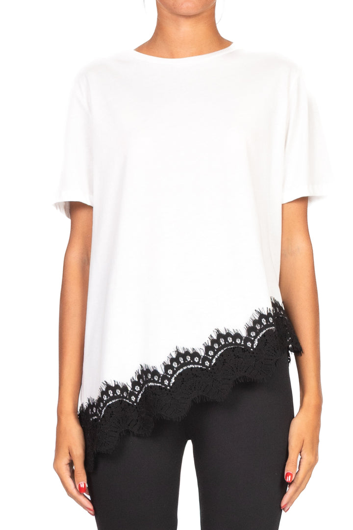 Tensione In - T-shirt asimmetrica con pizzo Art. 37638