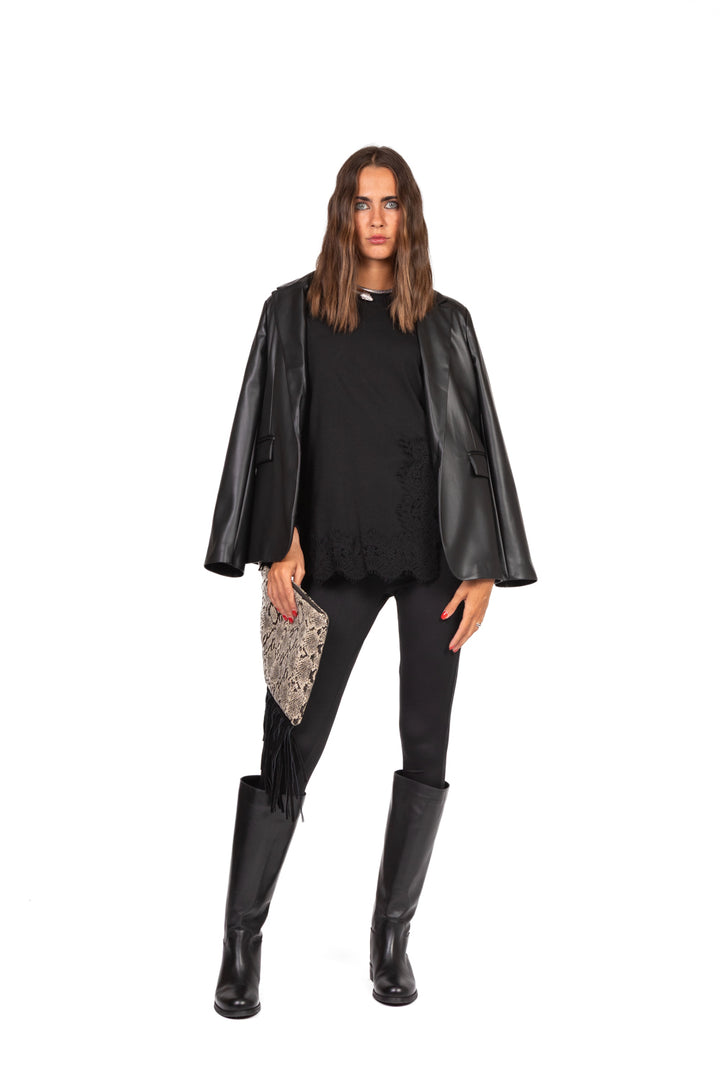 Tensione In - T-shirt over con pizzo Art. 37637