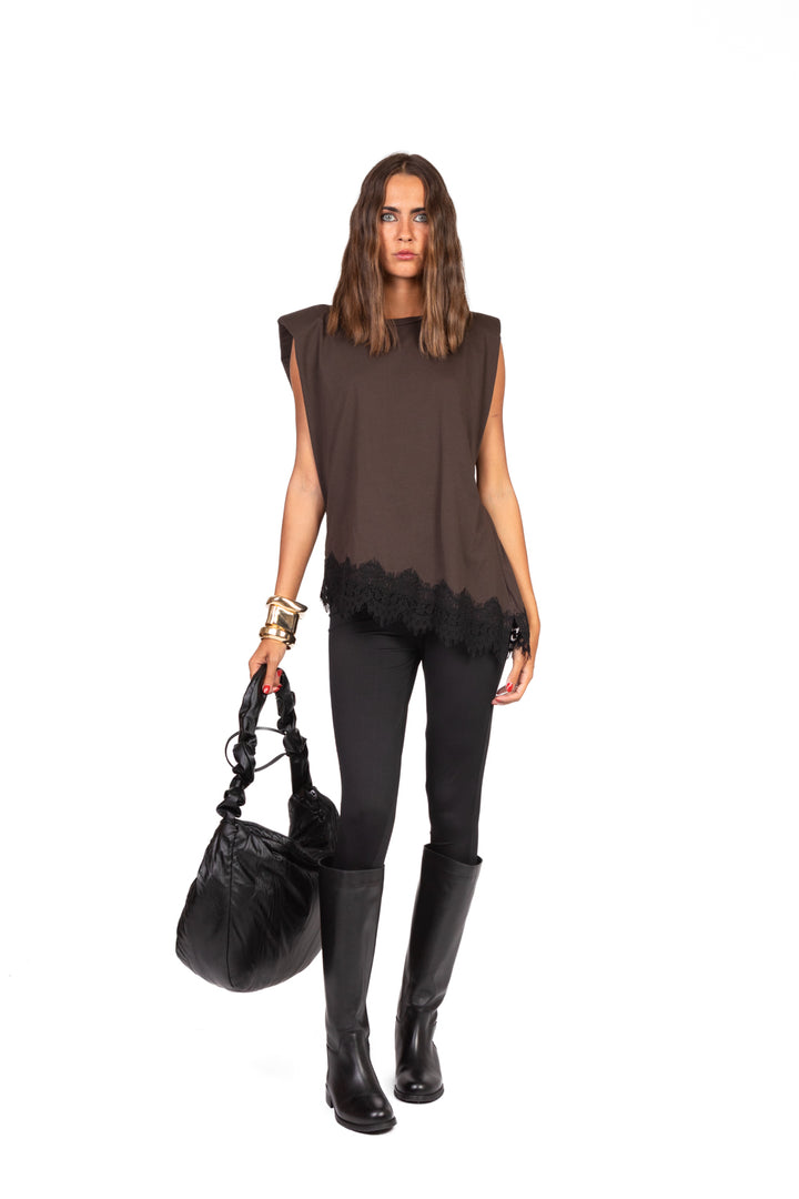 Tensione In - T-shirt asimmetrica pizzo Art. W25M456