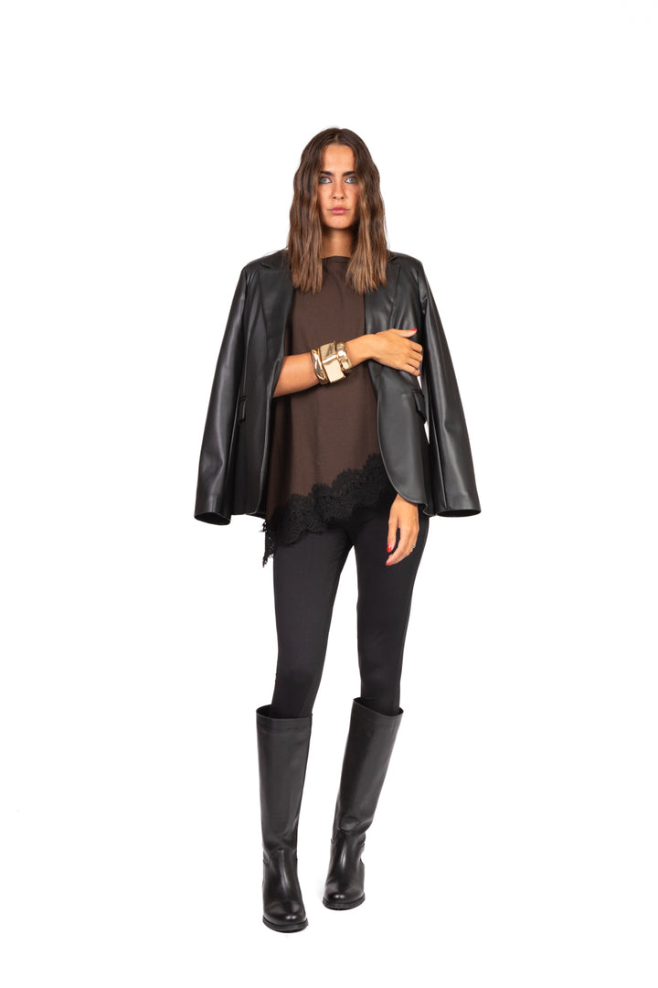 Tensione In - T-shirt asimmetrica con pizzo Art. 37638