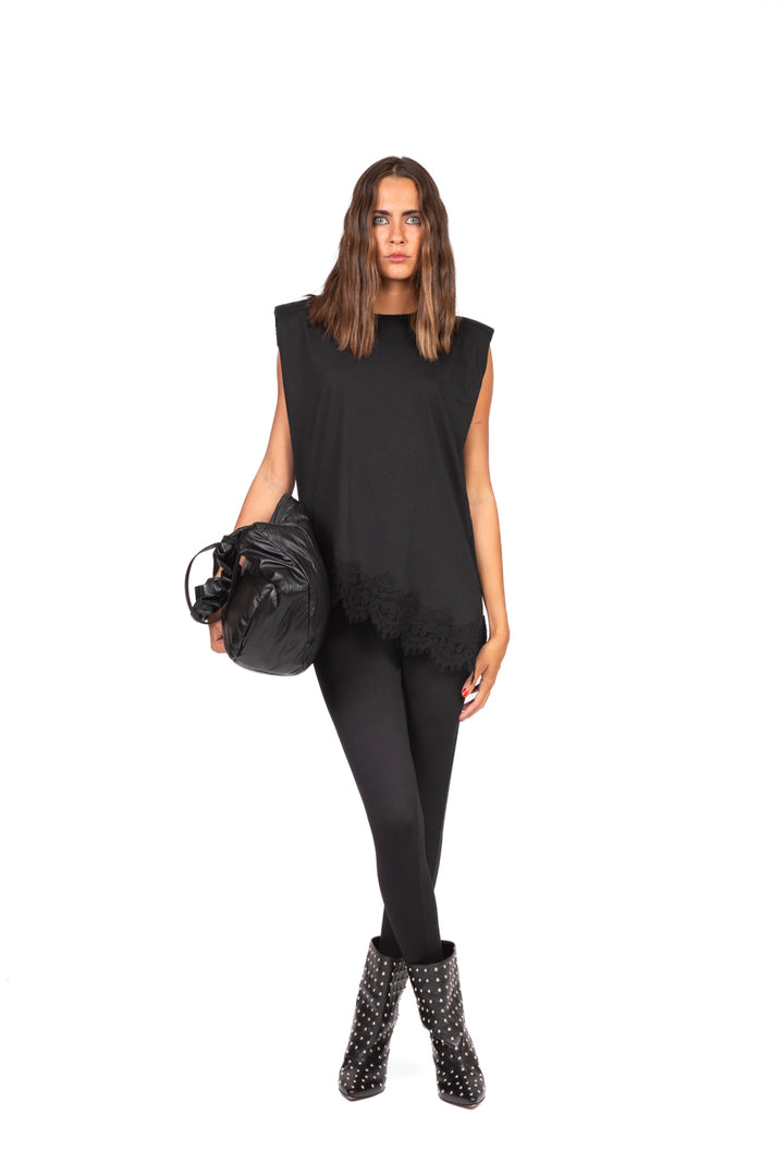 Tensione In - T-shirt asimmetrica pizzo Art. W25M456