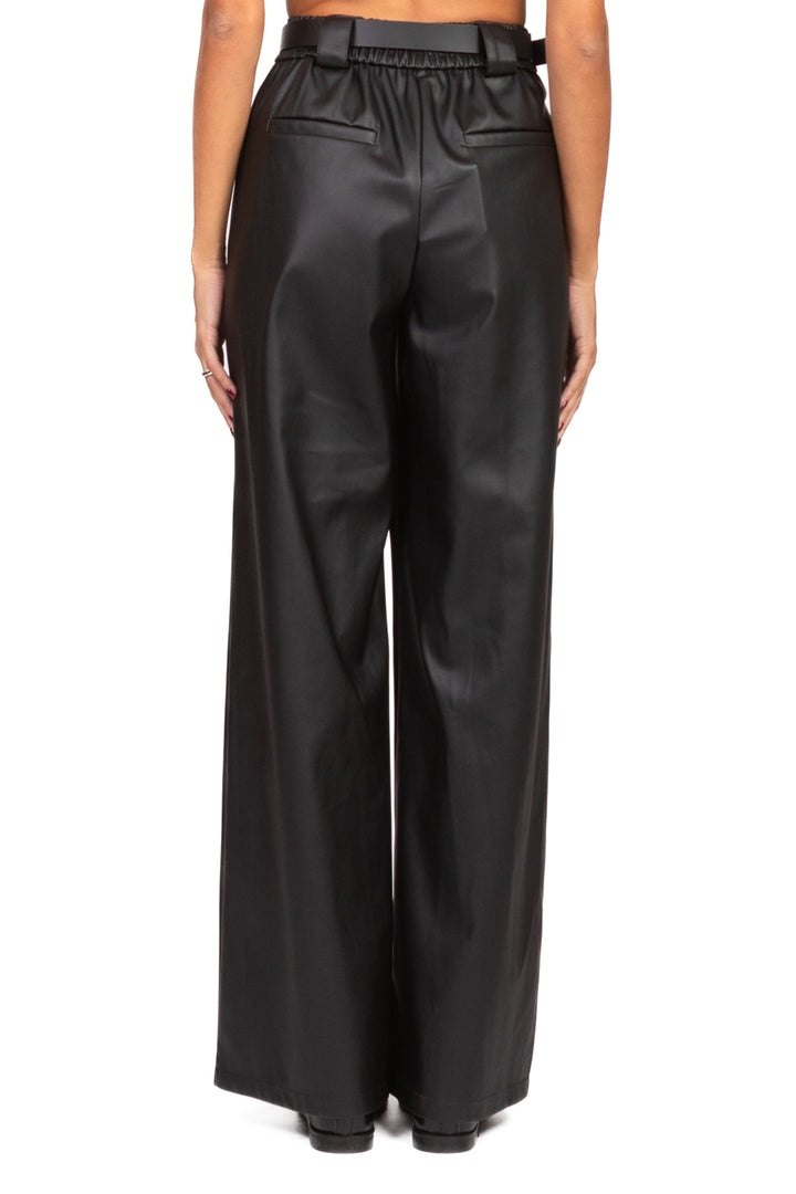 Tensione In - Pantalone ecopelle gamba dritta Art. 26P1054