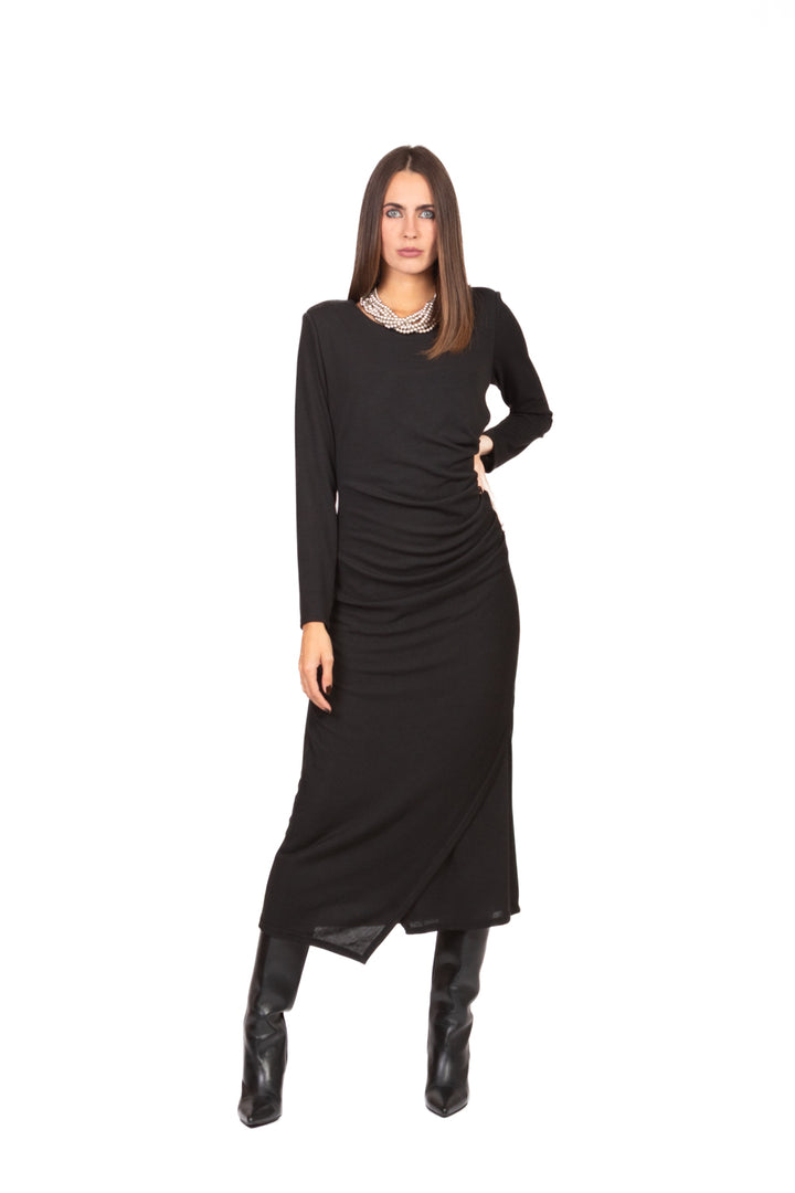 Tensione In - Abito in maglia con drappeggio Art. A10235AT