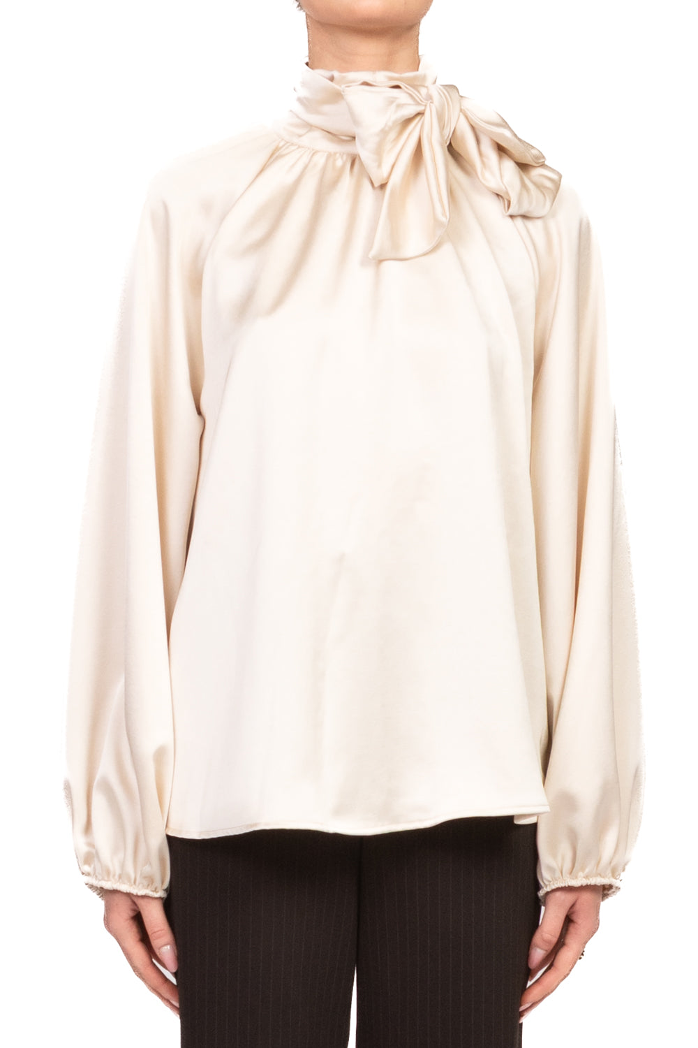 Tensione In - Blusa satin fiocco posteriore Art. 38110