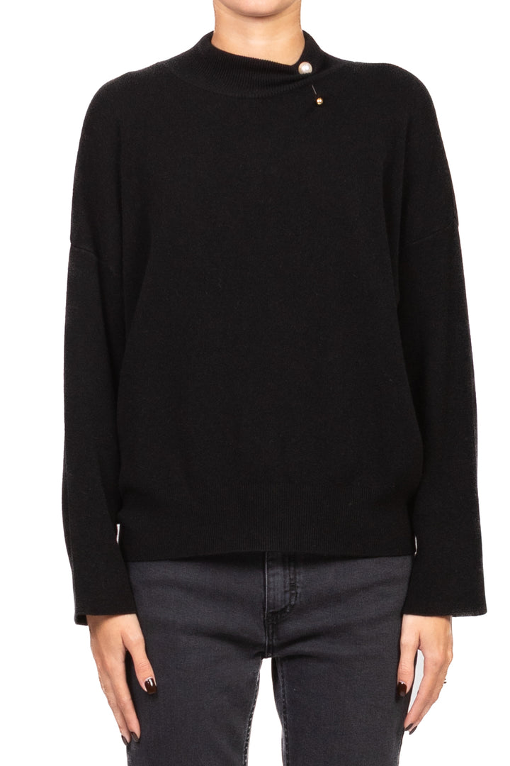 Vicolo - Maglia collo alto con spilla perla Art. 22227F