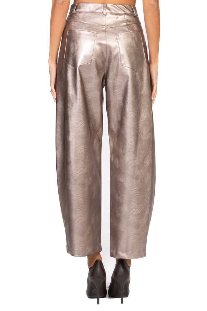 Vicolo - Pantalone barrel ecopelle laminato Art. TF2051