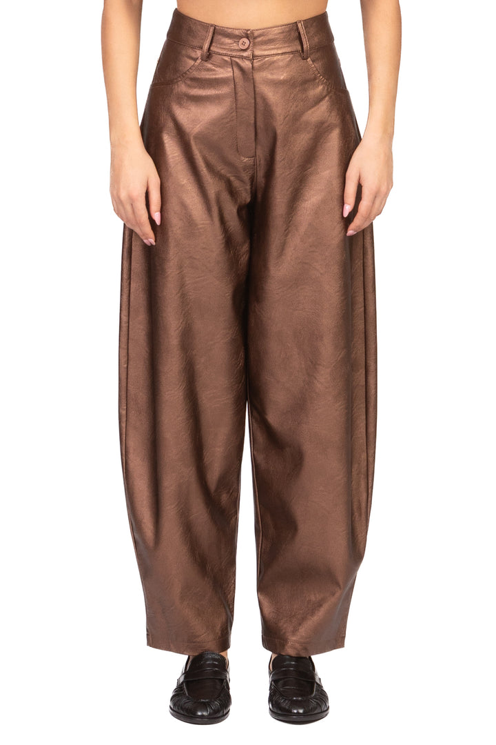 Tensione In - Pantalone barrel ecopelle laminato Art. 26P1721