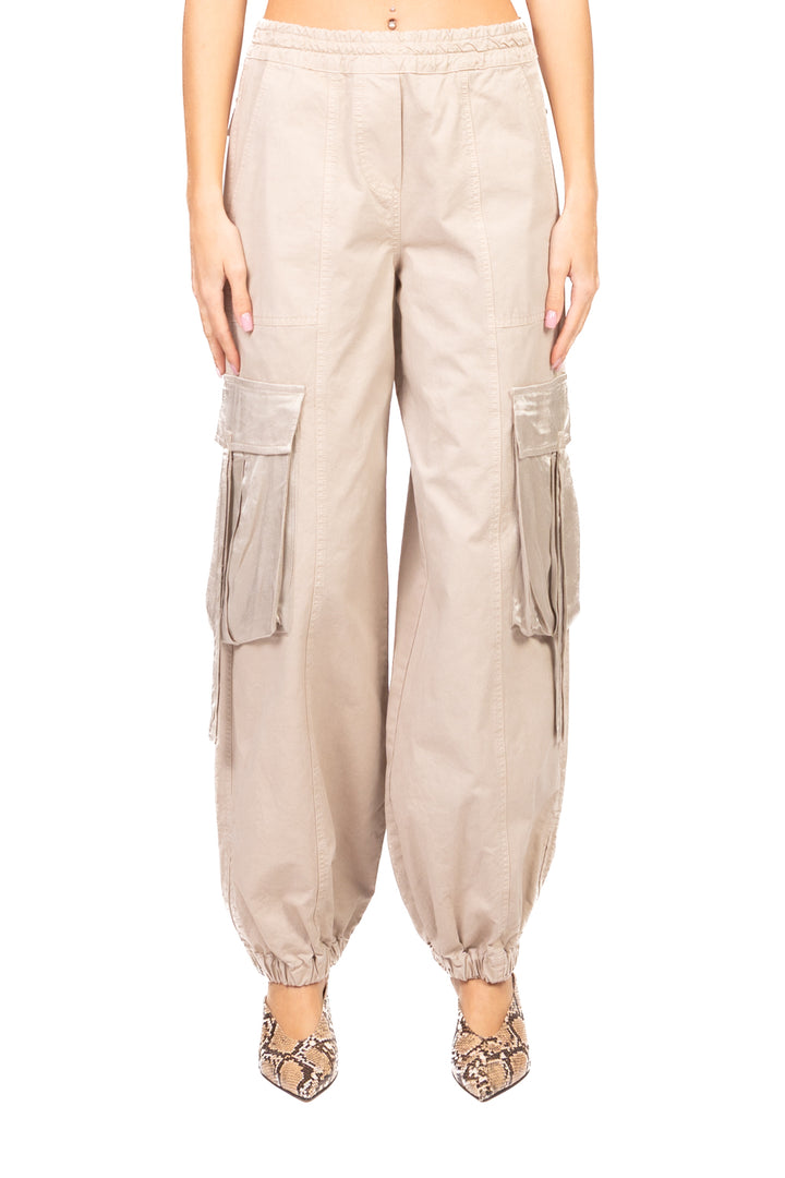 Tensione In - Pantalone cargo con tasconi in satin Art. S26P520