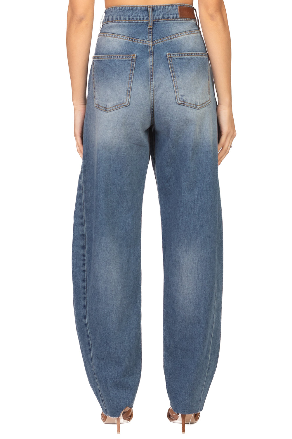 Tensione In - Jeans ERMITAGE barrel taglio vivo Art. P005J119W670